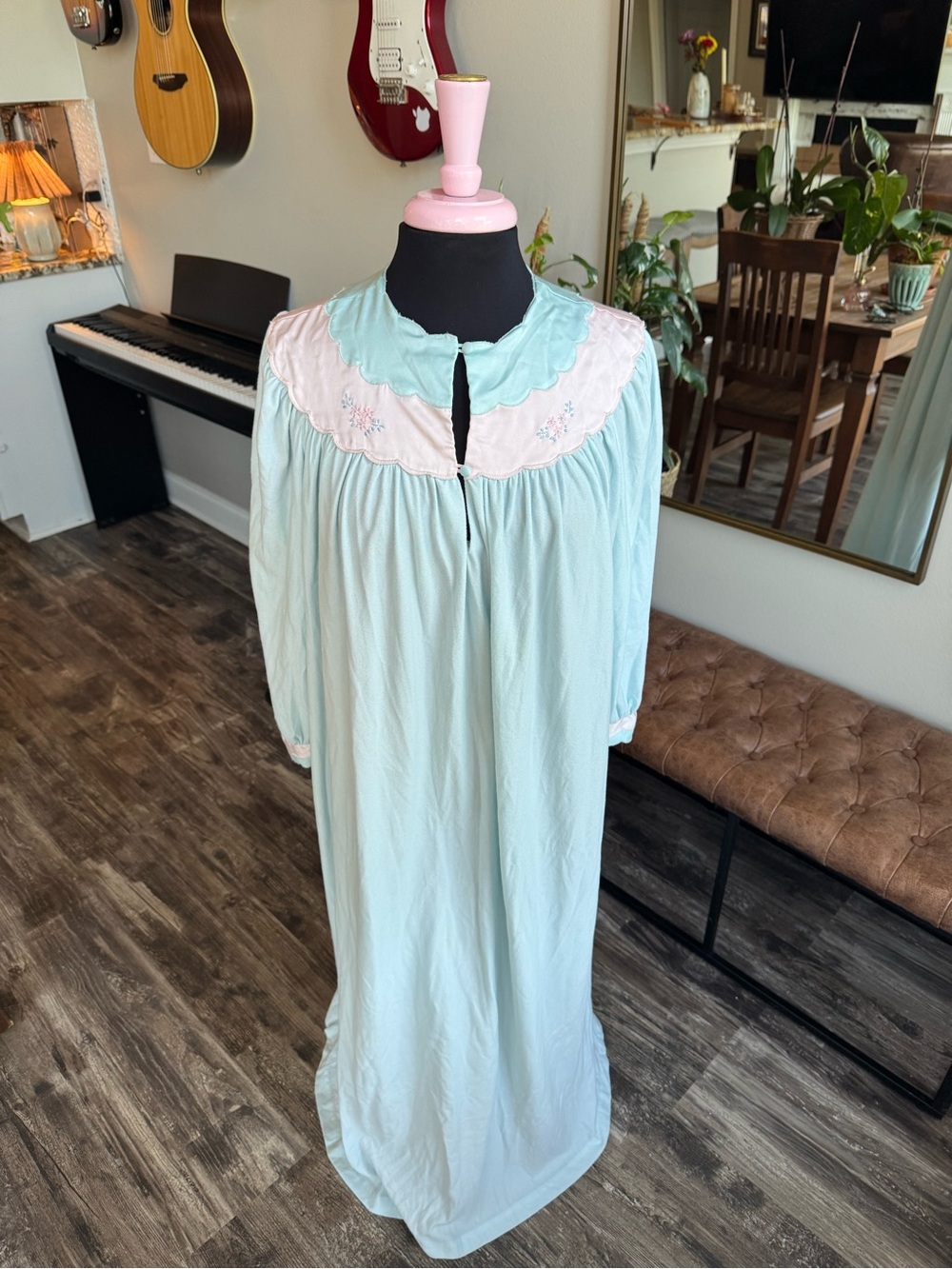 Vintage Eve Stillman New York Light Blue Embroidered Women's Nightgown